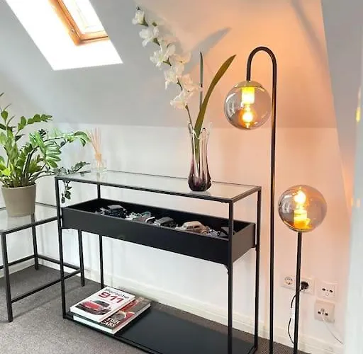 Im Dg / 5 Min Zur Messe *