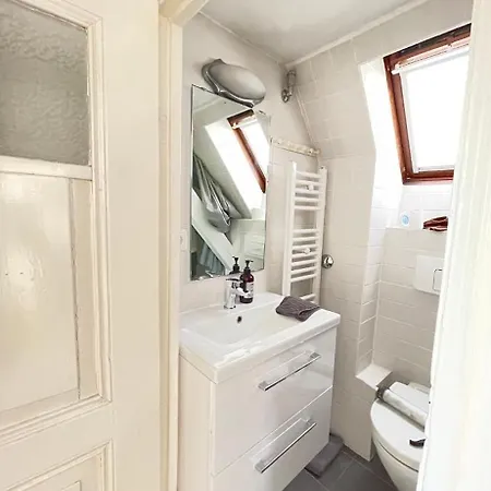 Im Dg / 5 Min Zur Messe * Berlijn